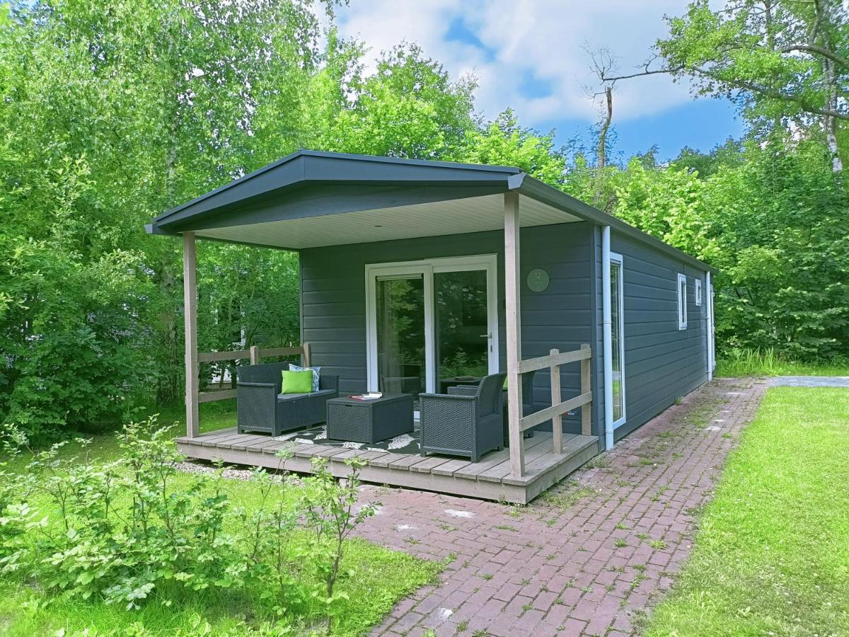4P Chalet Tolve Met 4 Fietsen Vlakbij Natuurgebieden Drents Friese Wold, Fochteloerveen En Gevangenisdorp Veenhuizen Oosterwolde  Extérieur photo